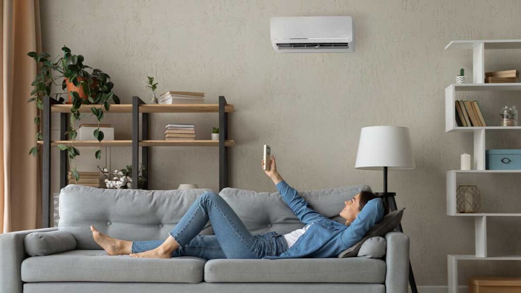 Single-Split-Klimaanlage in einem Wohnraum in Leverkusen – Effiziente Kühlung & Heizleistung für ein perfektes Raumklima.